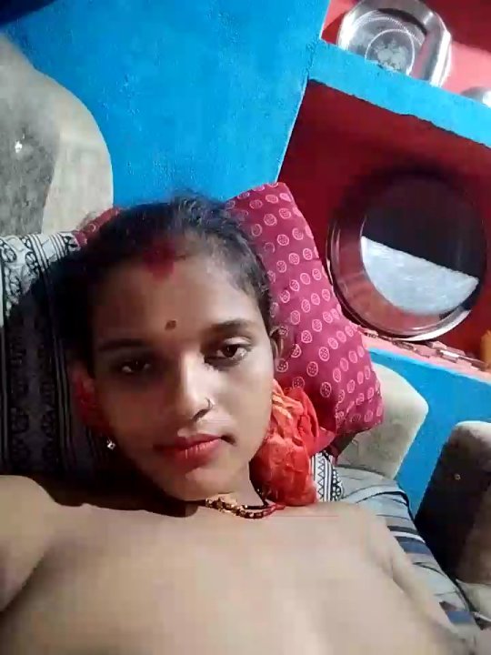 Maya_bhoji live cam screenshot female on TipShow – Interactive Live Cam Shows — screenshot #1