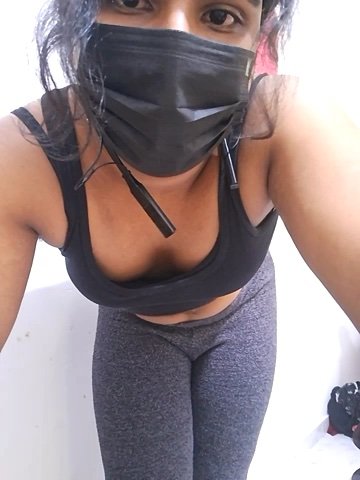 BeautyGirl_sara live cam screenshot female on TipShow – Interactive Live Cam Shows — screenshot #1