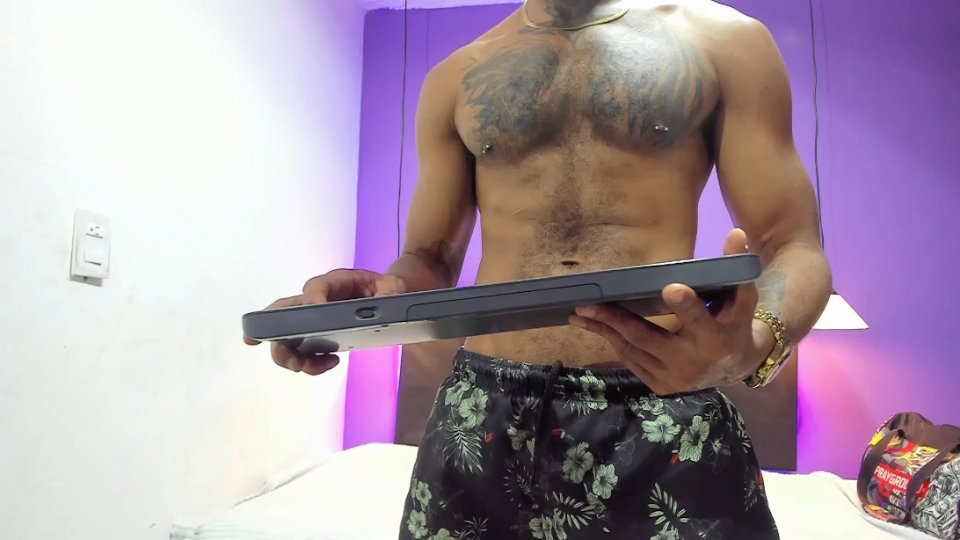 Salomon_koude live cam screenshot male from Venezuela on TipShow – Interactive Live Cam Shows — screenshot #1