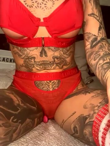 Black_sweet_Rose live cam screenshot malefemale from Germany on TipShow – Interactive Live Cam Shows — screenshot #1